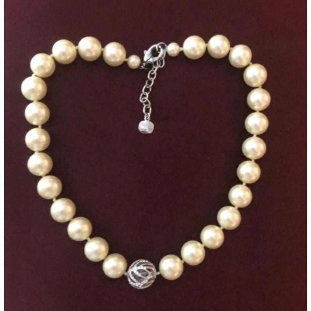 Carolee Lux Pearl Necklace Art Deco